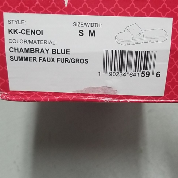 Plush Furry Slide Sandals - Picture 9 of 10